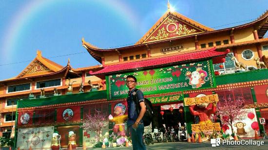 Maha Vihara Maitreya Cemara Asri